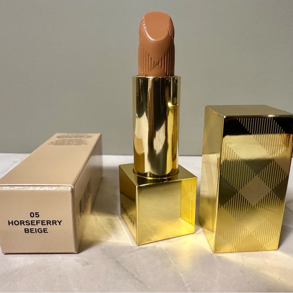 Burberry Kisses Satin Lipstick - Horseferry Beige - Picture 3 of 5